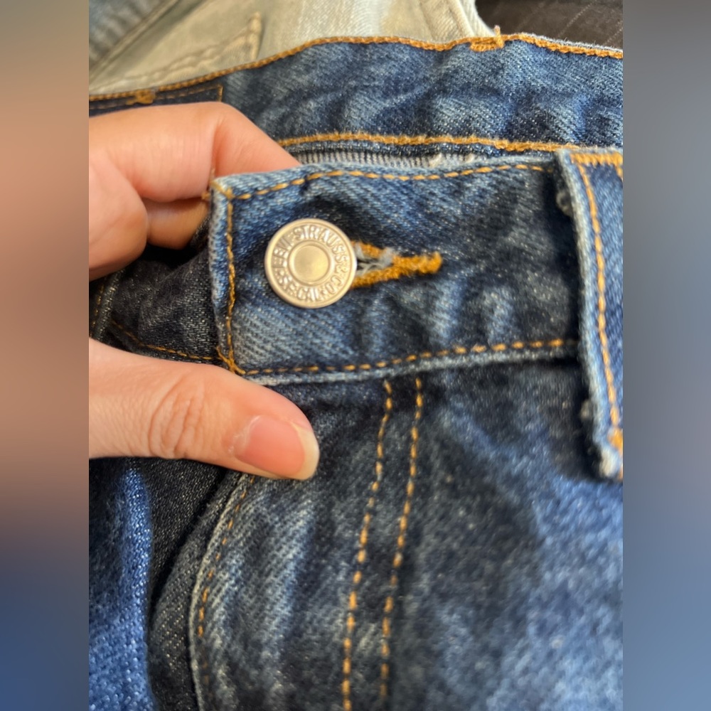 Levi’s Jeans - Picture 8 of 9